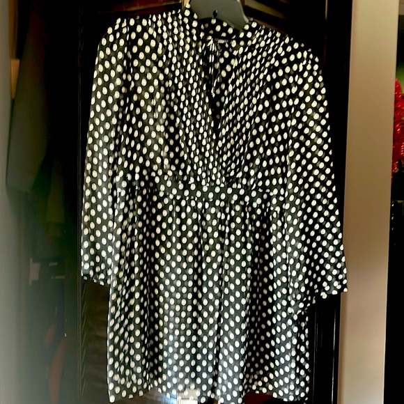 INC INTERNATIONAL POLKA DOT BLOUSE - Picture 1 of 4